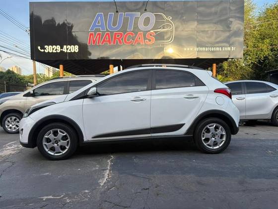 HYUNDAI HB20X 1.6 16V STYLE FLEX 4P AUTOMÁTICO